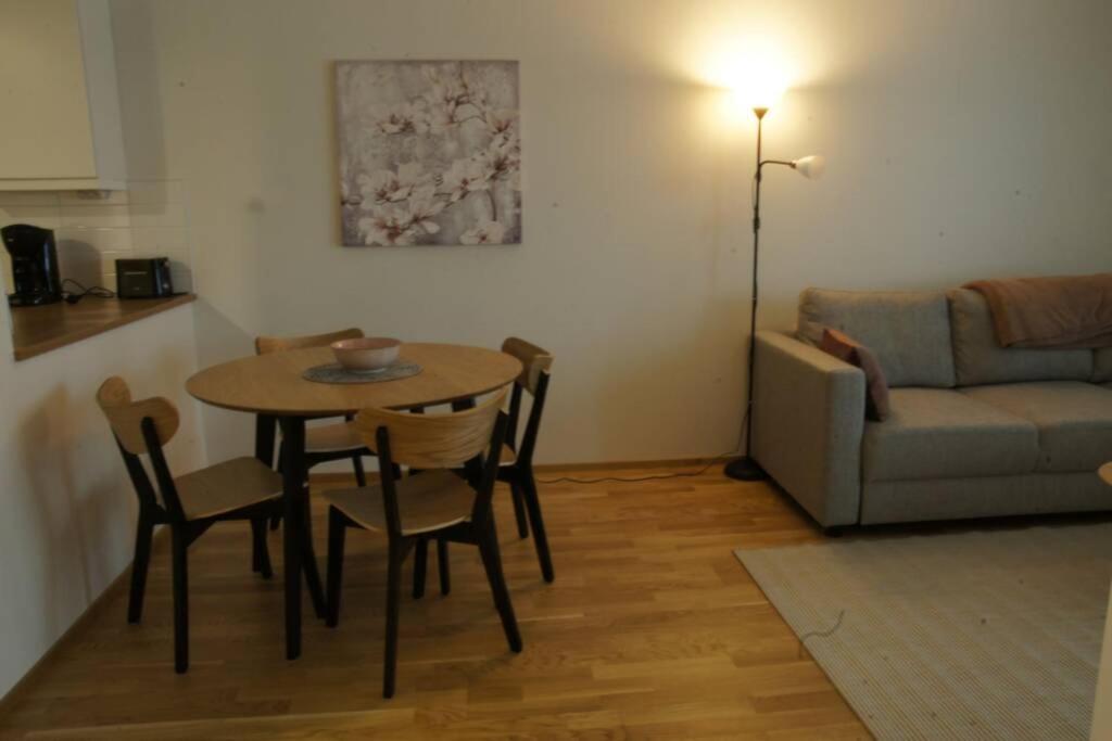 Keskustan Kaksio 45 M2 Autopaikalla, Rautatienkatu 19, 9 Krs Daire Oulu Dış mekan fotoğraf